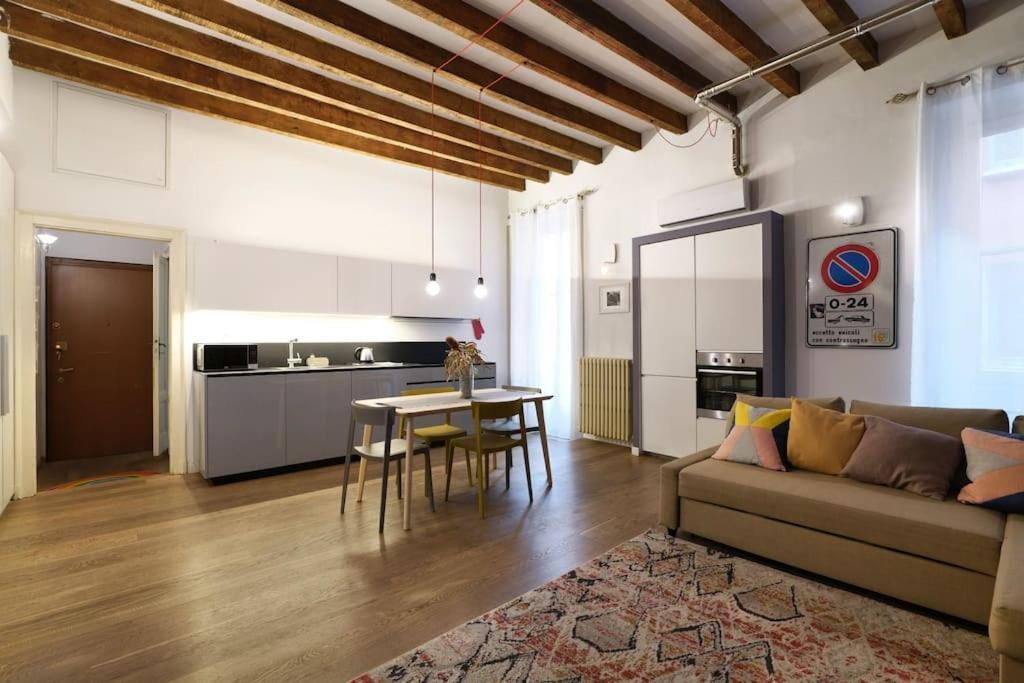 Primopiano - Muratori Milan Bagian luar foto