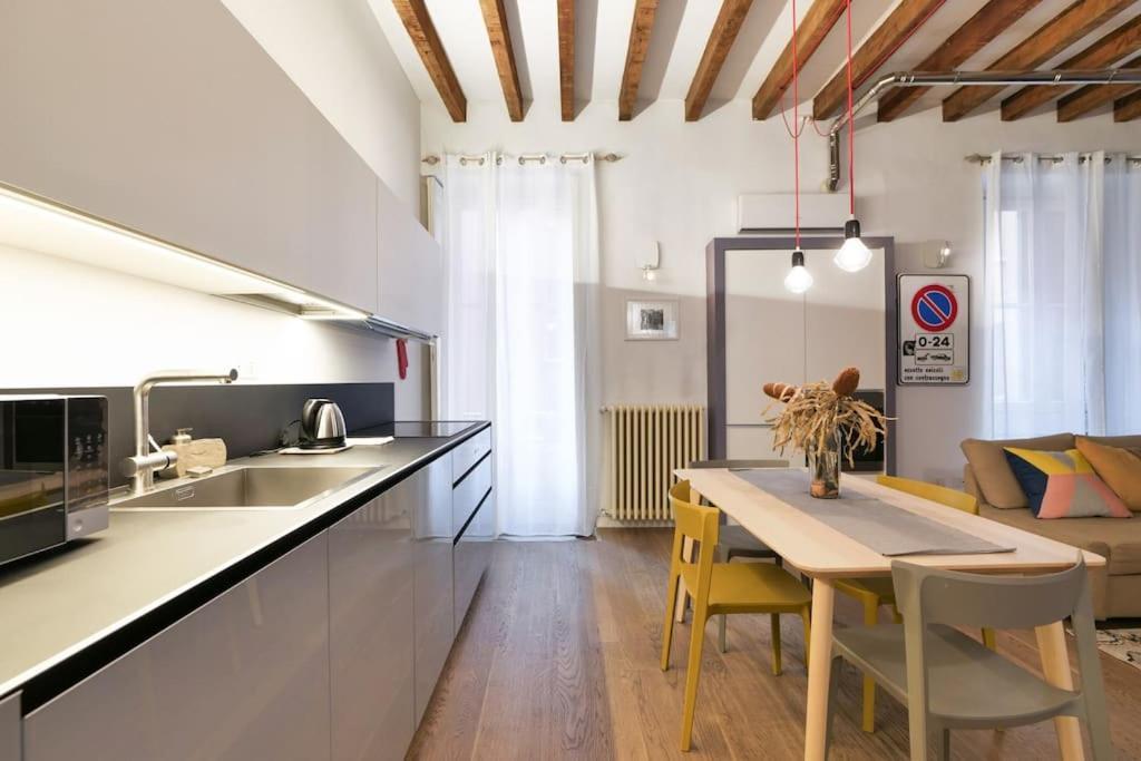 Primopiano - Muratori Milan Bagian luar foto